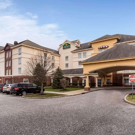 La Quinta By Wyndham Islip - Macarthur Airport Bohemia Esterno foto