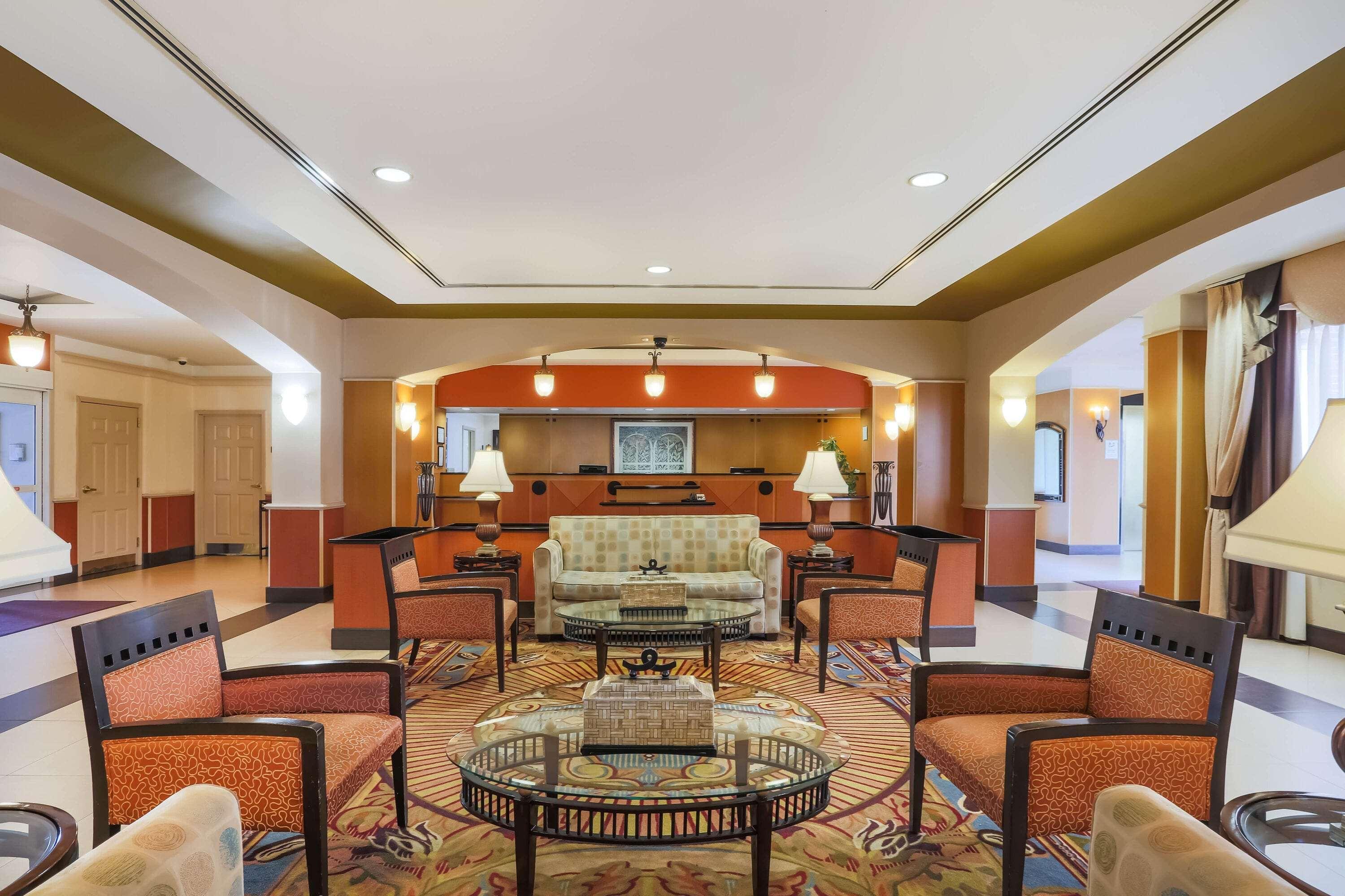 La Quinta By Wyndham Islip - Macarthur Airport Bohemia Esterno foto