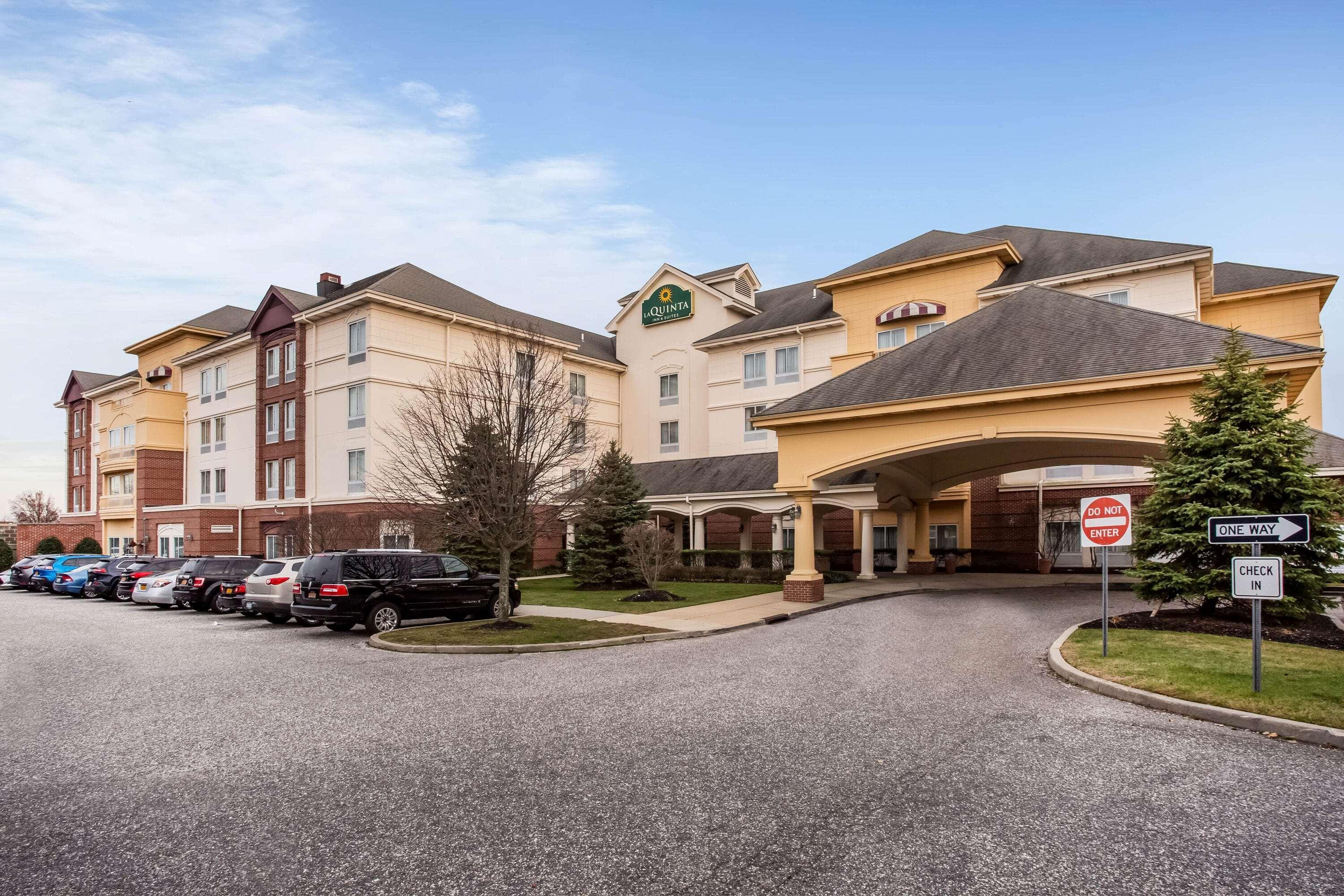 La Quinta By Wyndham Islip - Macarthur Airport Bohemia Esterno foto